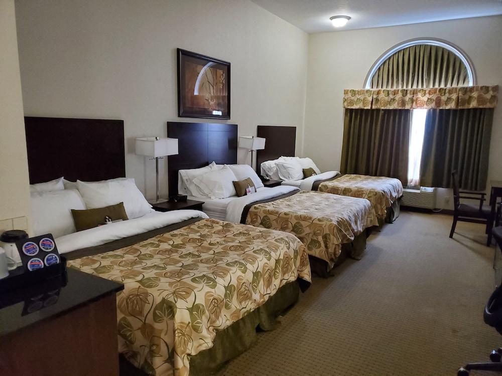 Hotel Ramada By Wyndham Olds Zewnętrze zdjęcie