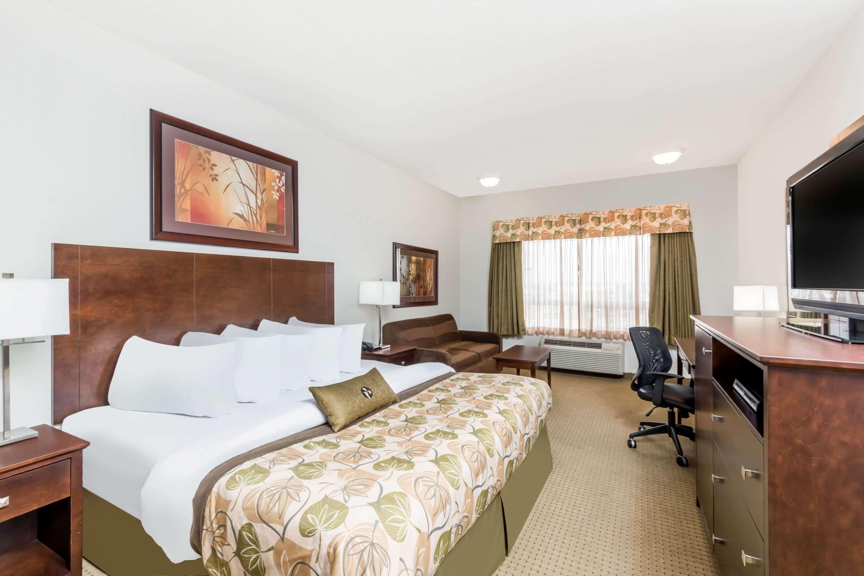 Hotel Ramada By Wyndham Olds Zewnętrze zdjęcie